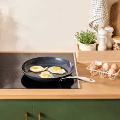 Le Creuset - Koekenpan Essential Non-Stick 20 cm