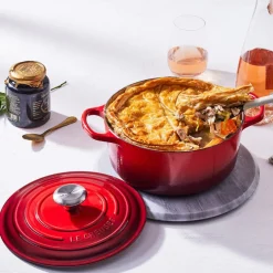 Le Creuset - Signature Braadpan Kersenrood 24 cm