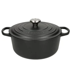 Le Creuset - Signature Braadpan Mat Zwart 24 cm (zwart interieur)
