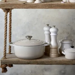 Le Creuset - Zoutmolen Meringue 21cm
