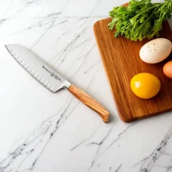 Messermeister - 16,5 cm Oliva Luxe santoku met kuiltjes