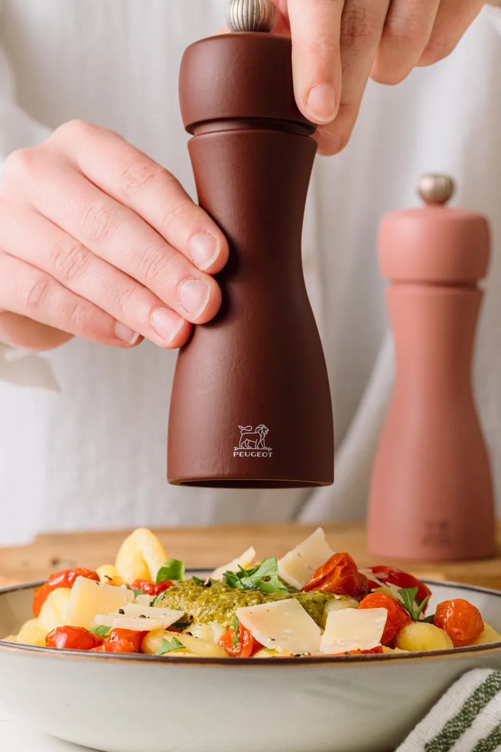 Peugeot - Duo Tahiti Peper-en Zoutmolenset Aarde 15 cm
