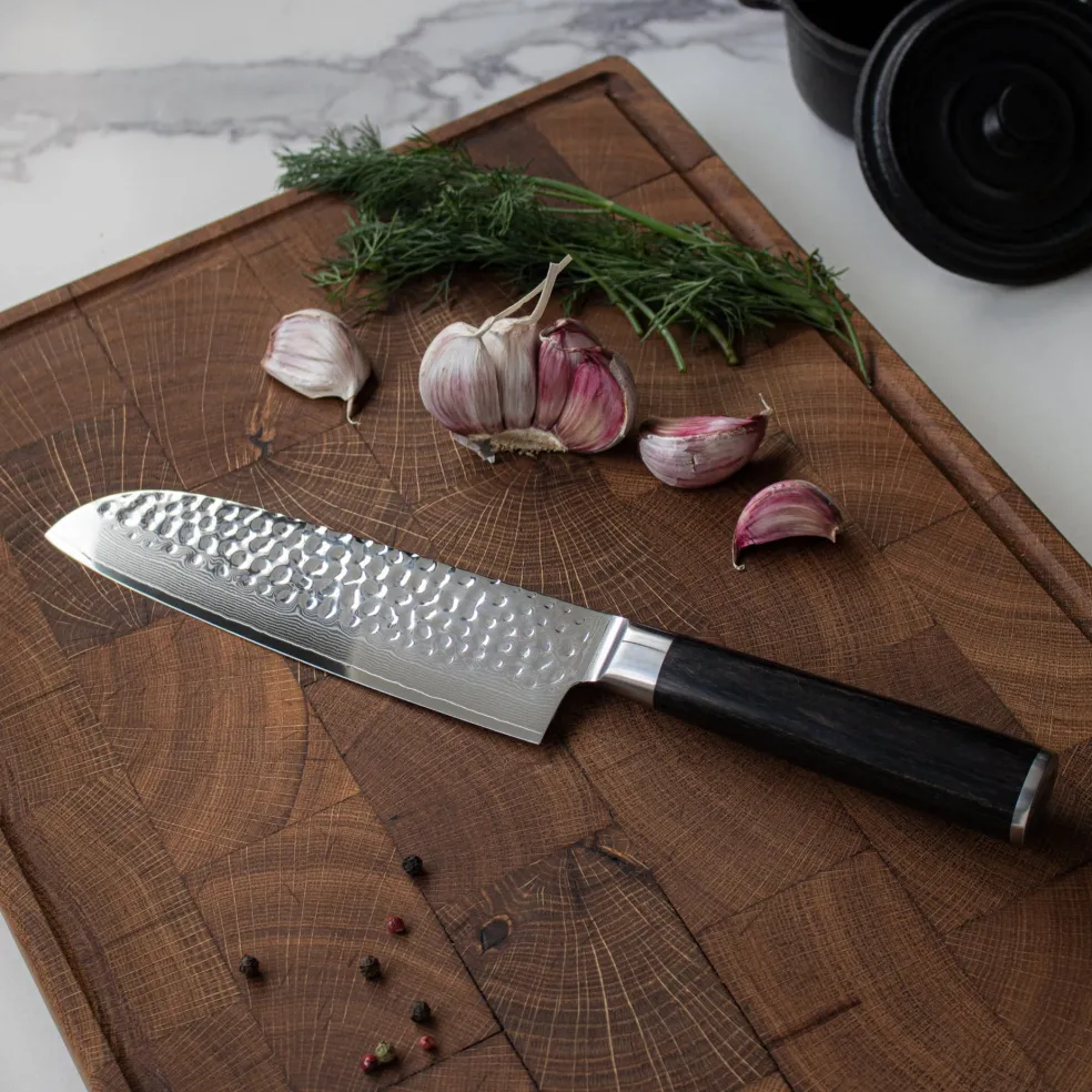 Shinrai Knives - Hammered Damast BR Santoku mes 18 cm
