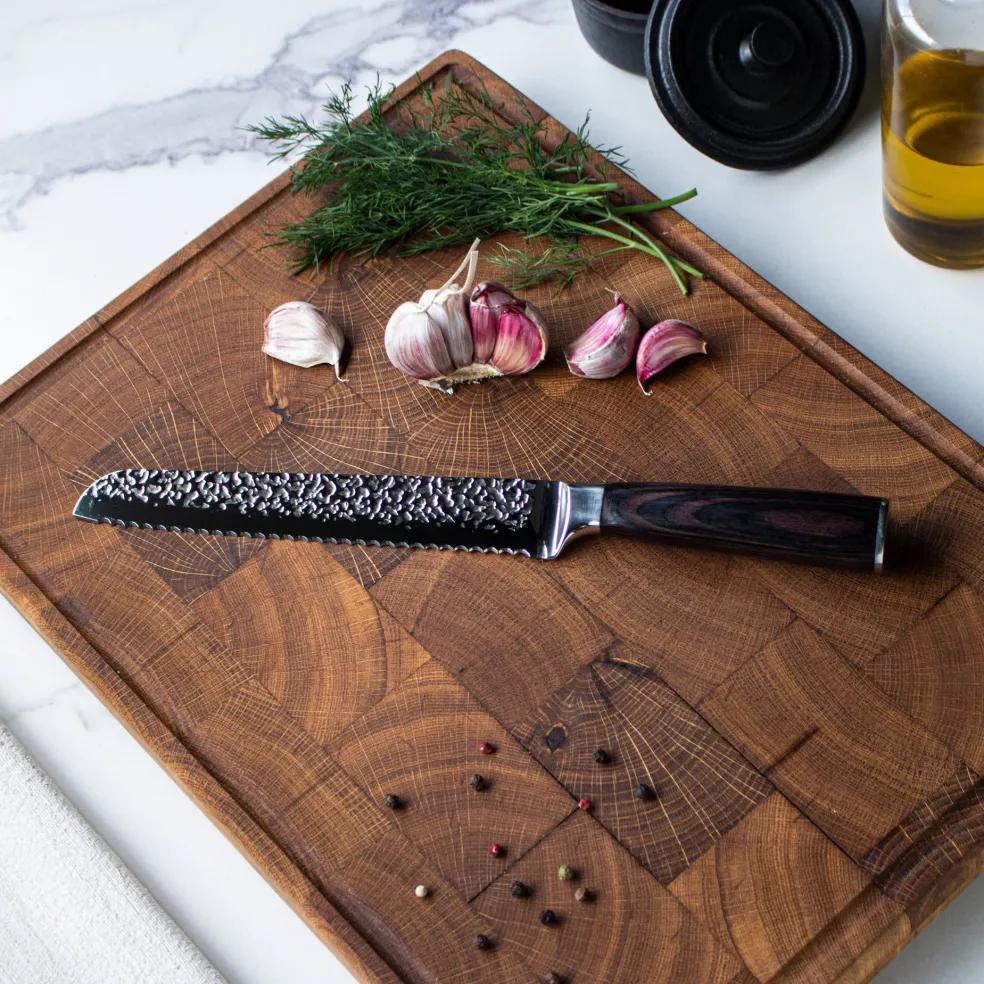 Shinrai Knives - Hammered RVS Broodmes 20 cm