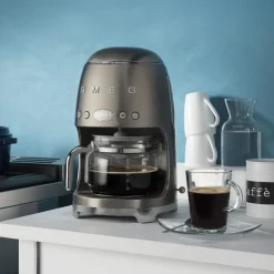Smeg - Filterkoffiemachine | Crème | Jaren 50 | Filterkoffiemachine