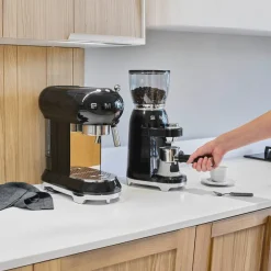 Smeg - Koffiemaler | Zwart | Jaren 50 | Koffiemolen