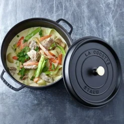 Staub - La Cocotte Braadpan 28 cm - Zwart